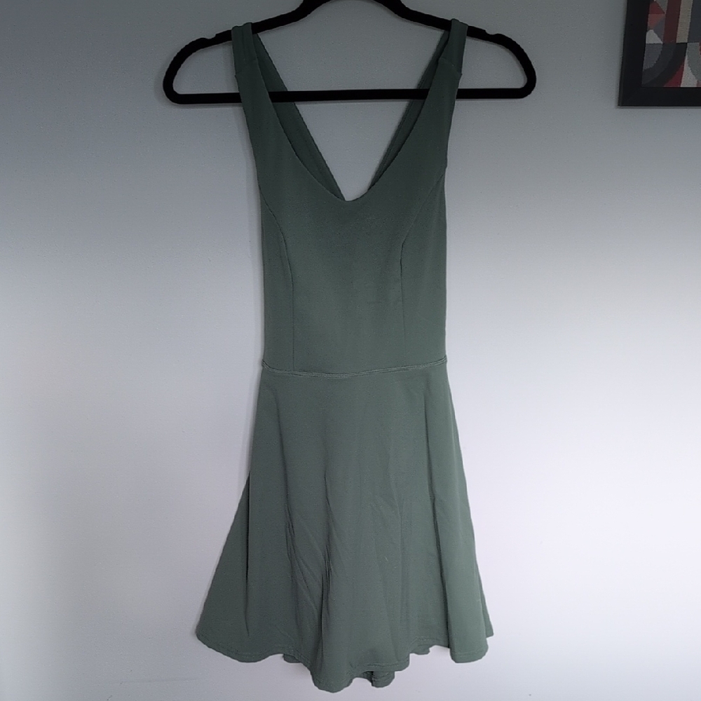 Green Sleeveless Tennis Dress